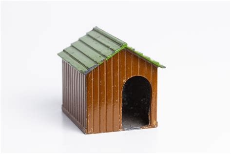 toy metal dog house made in england|Vintage Britain's Miniature Dog House, Diecast Doghouse Made .